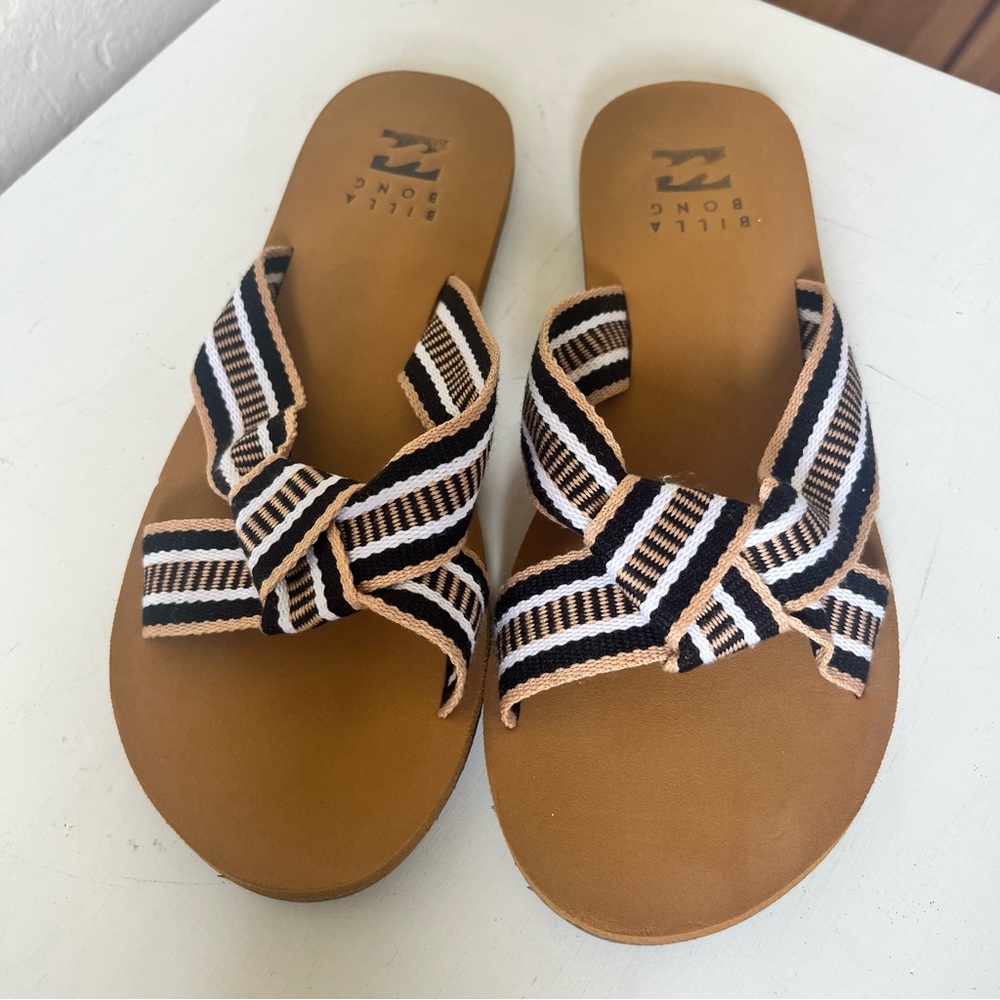 Billabong flat slip on sandal with bow | Women’s size 8